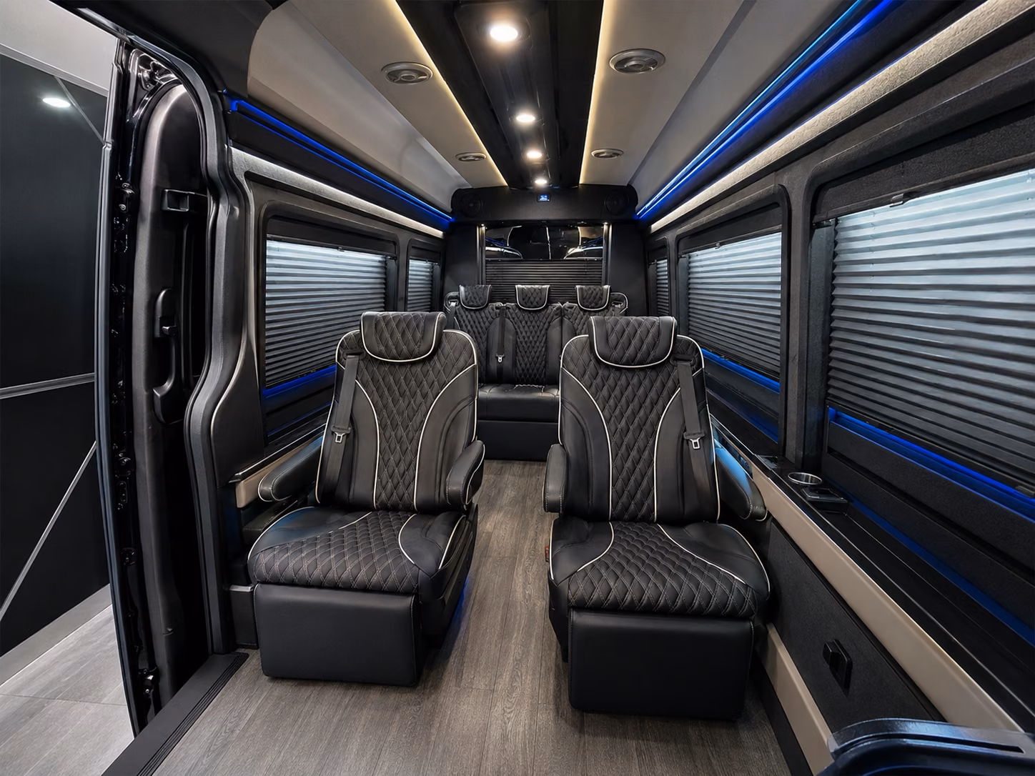 bus rentals for employers along the loop 101 and us 60 corridors