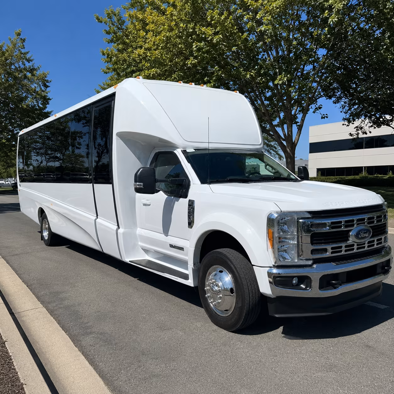 charter buses to the phoenix convention center and tempe conference venues