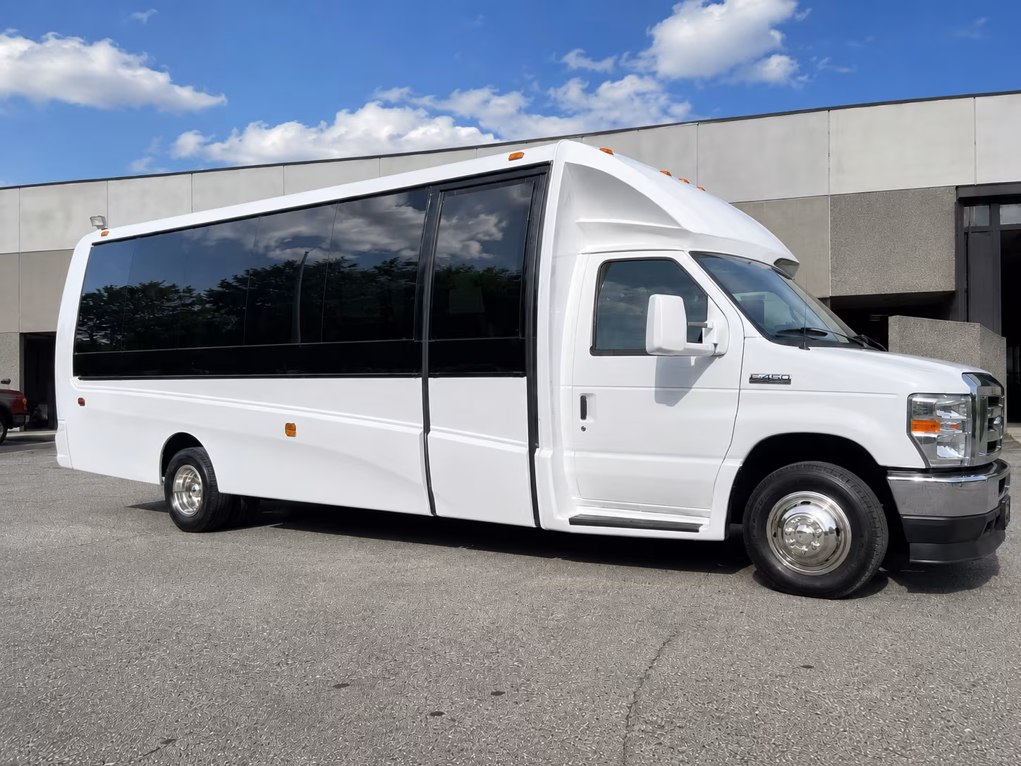 group bus rentals for concerts at mesa amphitheatre