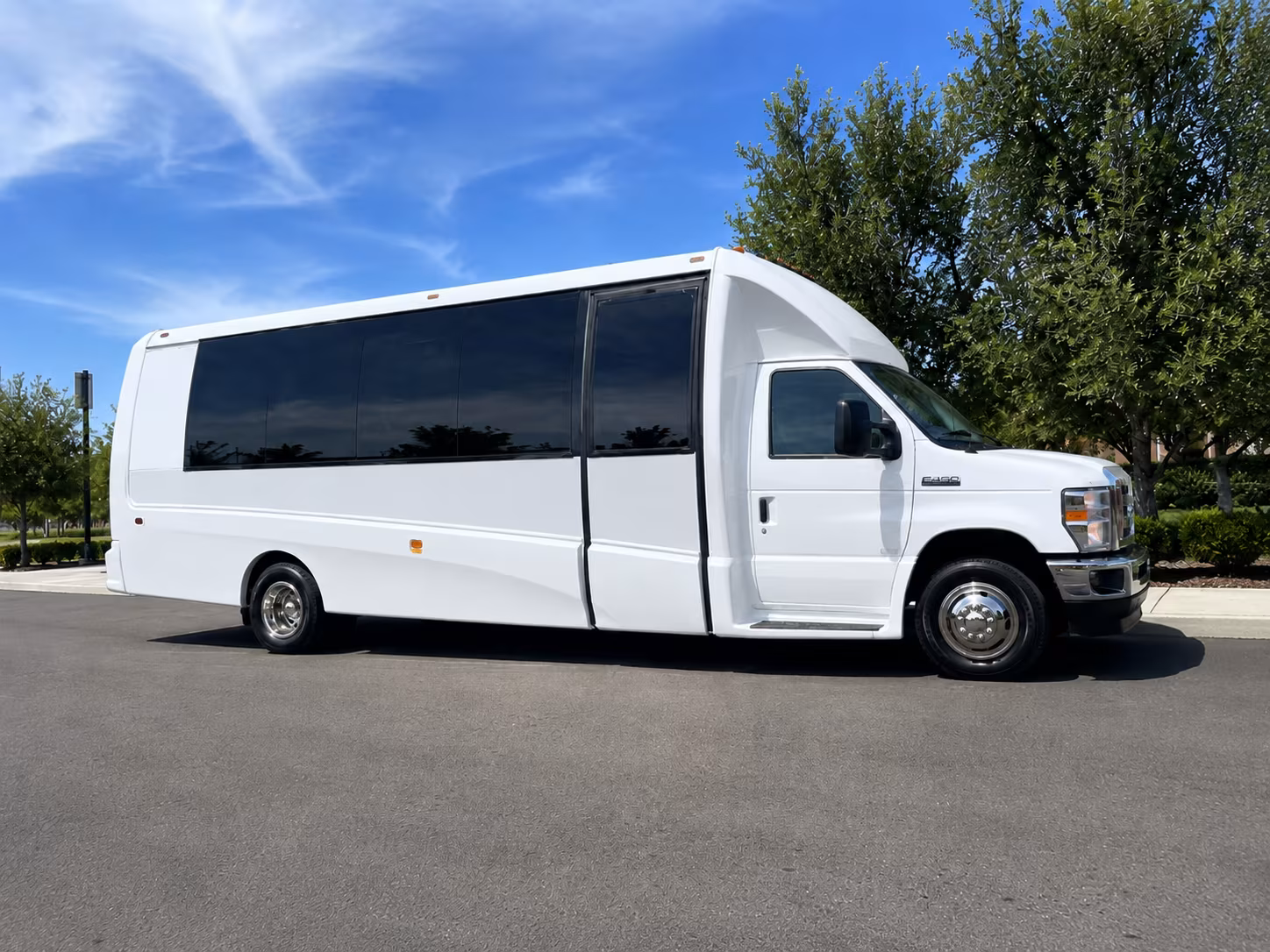 minibuses for tempe rehearsal dinners and day before events